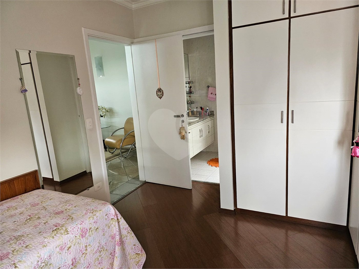Sobrado à venda com 5 quartos, sendo 4 suítes,  em Tucuruvi, São Paulo, SP