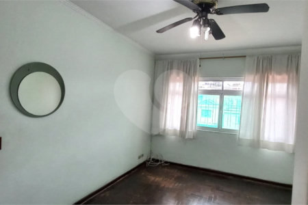 Casa Térrea à venda com 2 quartos em Jardim Marisa, São Paulo, SP