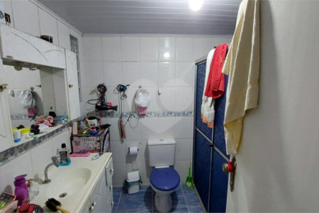Casa à venda com 3 quartos, sendo 1 suíte,  em Vila Nivi, São Paulo, SP