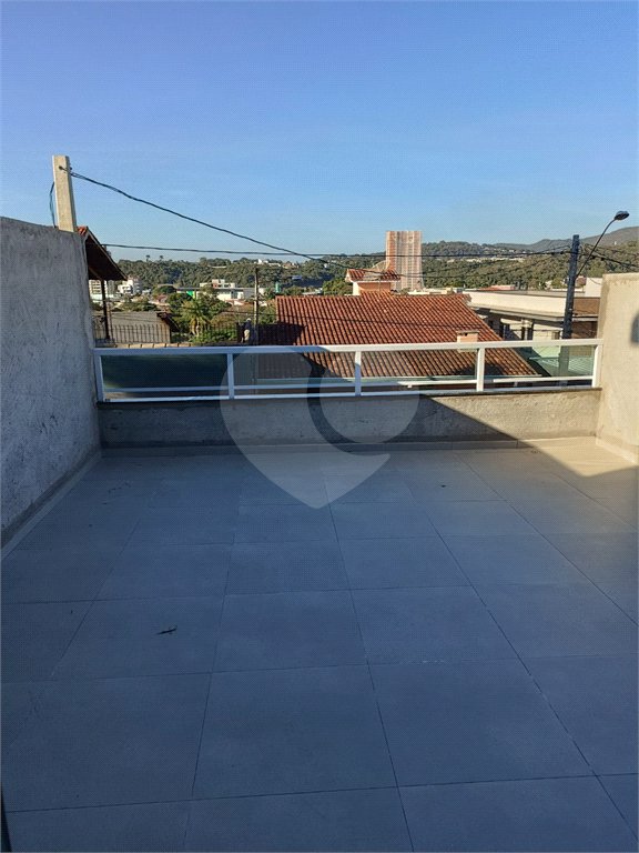 Sobrado à venda com 3 quartos, sendo 1 suíte, em Jardim do Lago, Atibaia, SP