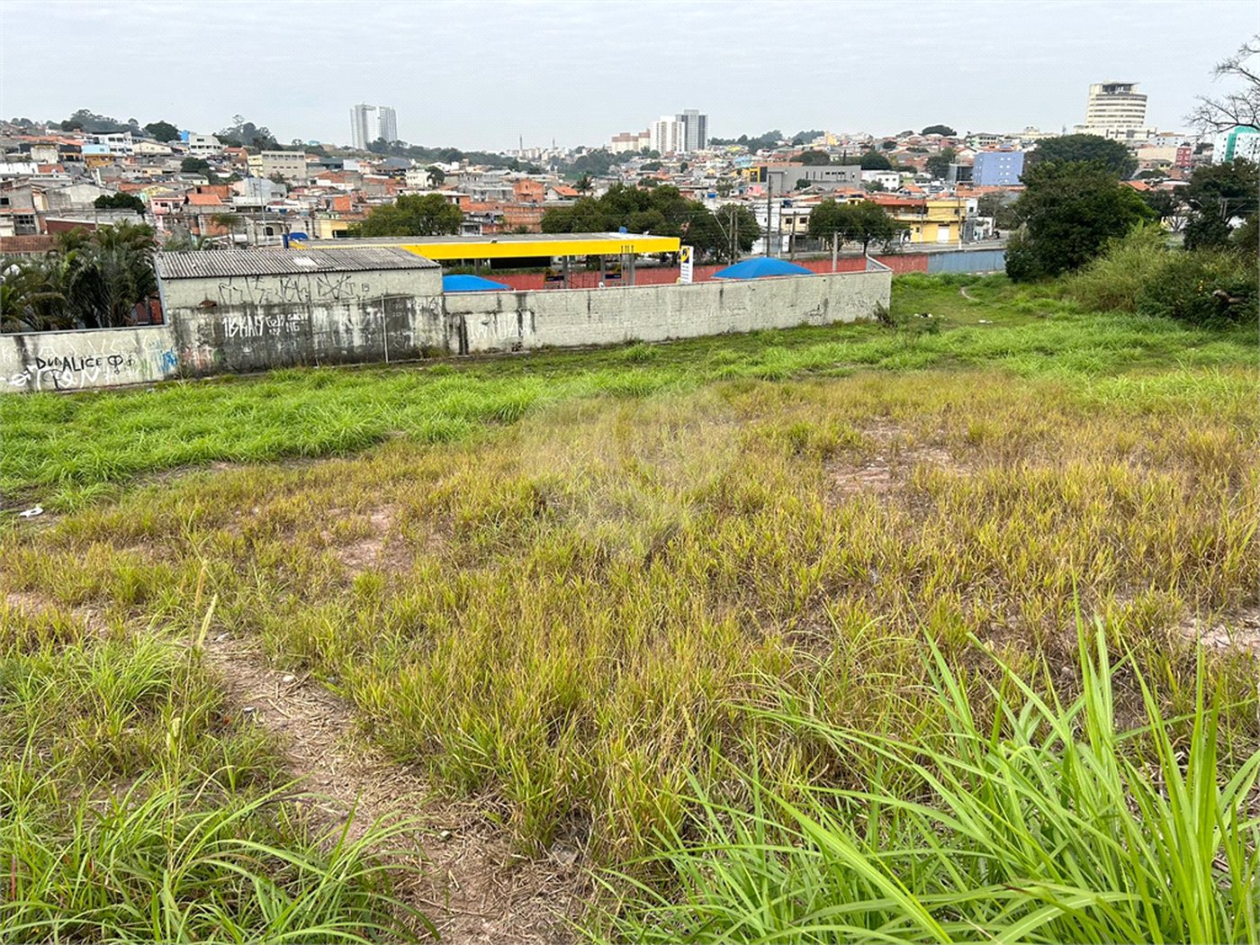 Terreno à venda em Vila Anchieta, Poá, SP