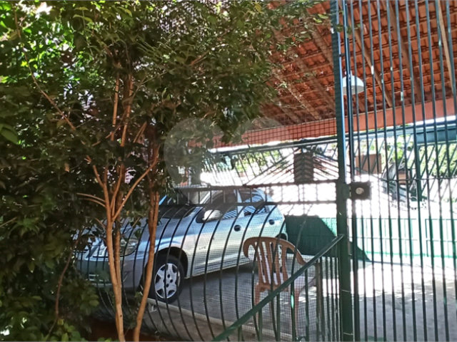 Casa Térrea à venda com 3 quartos, sendo 2 suítes,  em Vila Irmãos Arnoni, São Paulo, SP
