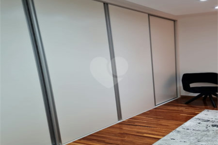 Apartamento à venda com 4 quartos, sendo 3 suítes, em Ipiranga, São Paulo, SP