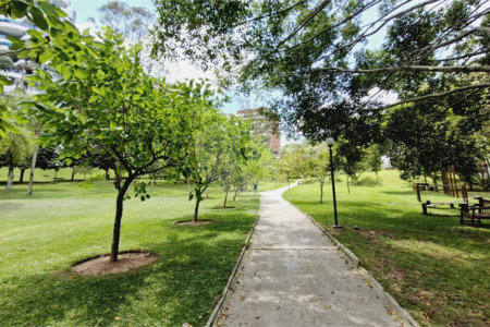 Casa à venda com 4 suítes no condomínio Jardim Vitória Régia, São Paulo - SP