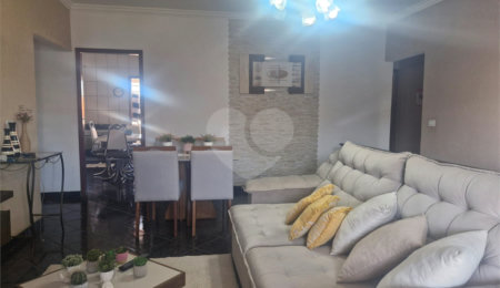 Casa à venda com 4 quartos, sendo 1 suíte,  em Jardim Planalto, Salto, SP