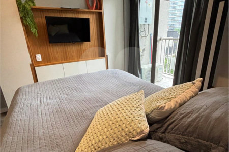 Apartamento à venda ou para alugar com 1 suíte em Pinheiros, São Paulo, SP