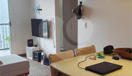 Apartamento à venda com 2 quartos, sendo 1 suíte,  em Vila Guarani (z Sul), São Paulo, SP