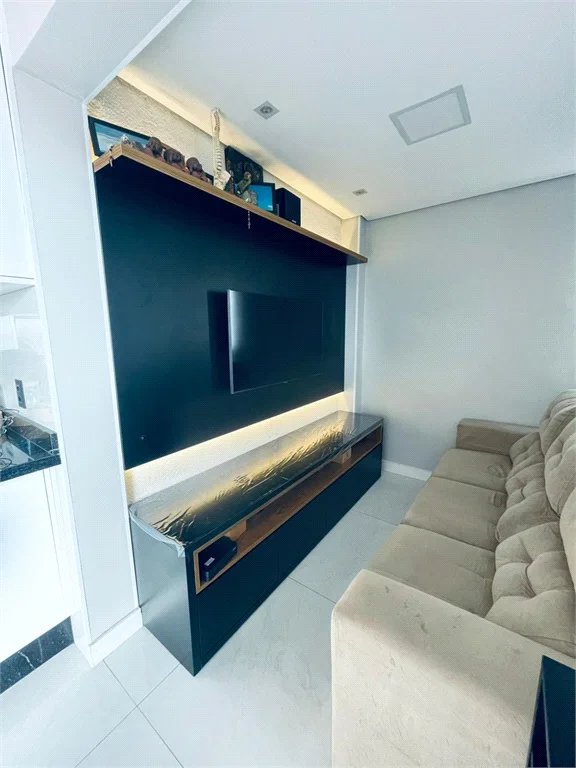 Apartamento à venda com 1 quarto em Jardim D'abril, Osasco, SP