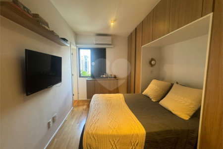 Apartamento à venda com 3 suítes em Indianópolis, São Paulo, SP