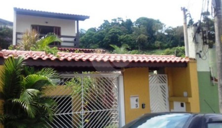 Sobrado à venda com 3 quartos, sendo 1 suíte,  em Tremembé, São Paulo, SP