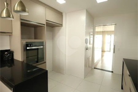 Apartamento à venda com 3 suítes em Tatuapé, São Paulo, SP