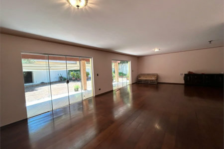 Casa à venda ou para alugar com 3 suítes em Jardim Guedala, São Paulo, SP