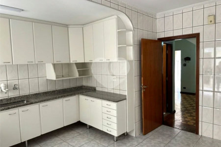 Sobrado para alugar com 3 quartos, sendo 1 suíte, em Vila Gomes Cardim, São Paulo, SP