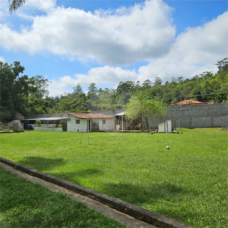 Sítio à venda com 2 quartos, sendo 1 suíte,  em Alto da Serra (mailasqui), São Roque, SP