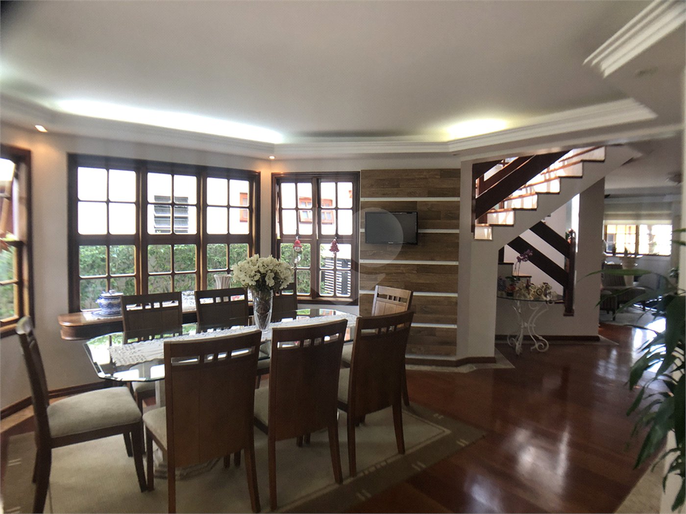 Casa à venda com 4 suítes no condomínio Residencial Floresta, São Paulo - SP