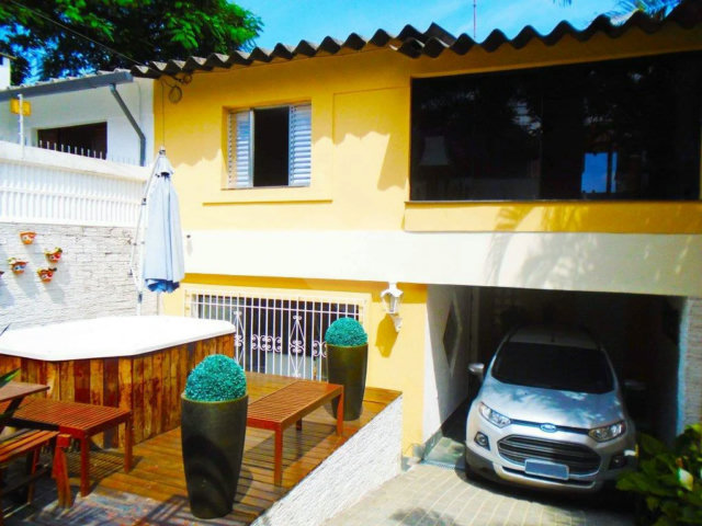 Casa à venda com 5 quartos, sendo 2 suítes,  em Jardim Prudência, São Paulo, SP