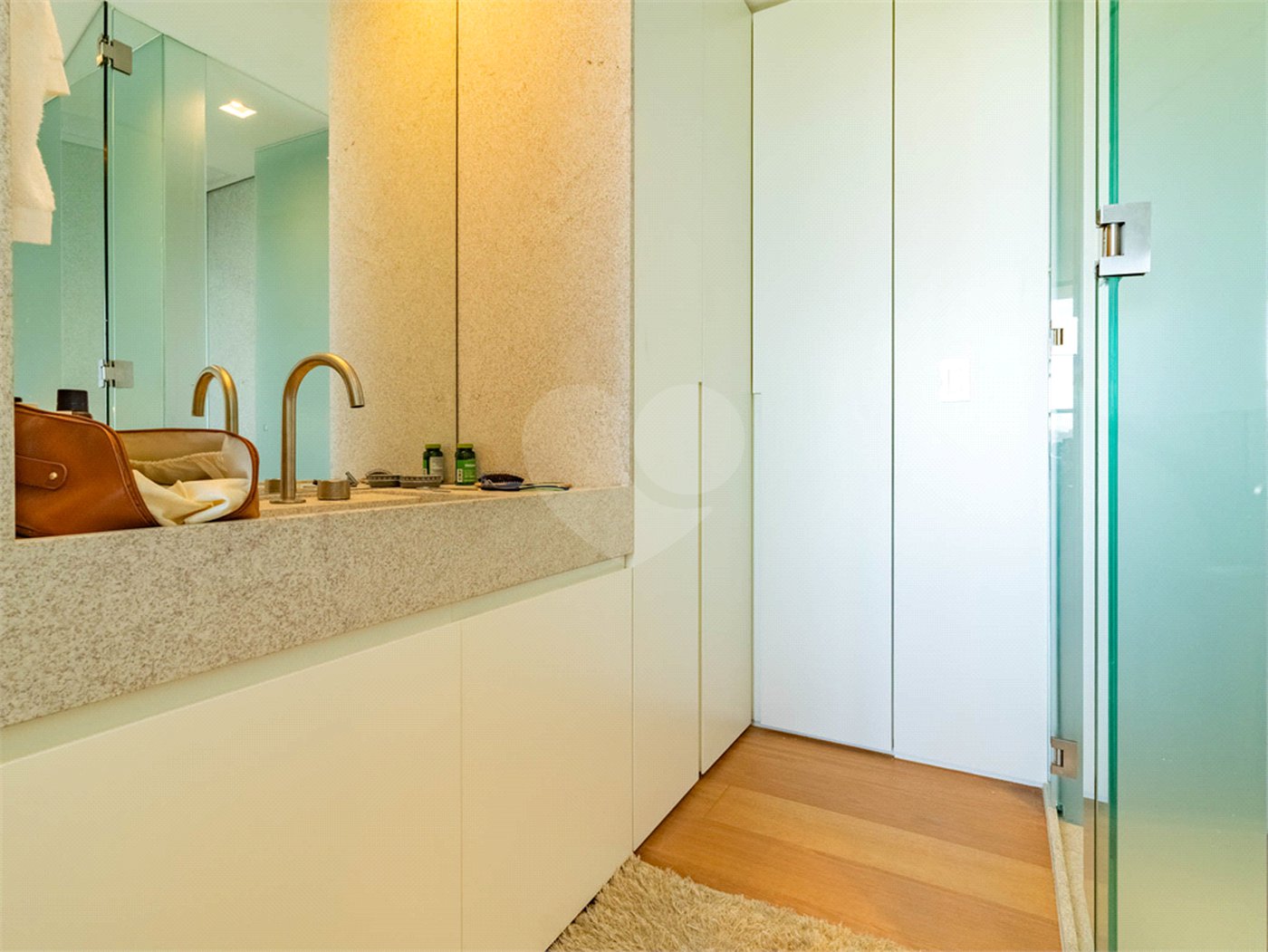 Apartamento à venda ou para alugar com 1 quarto em Vila Olímpia, São Paulo, SP