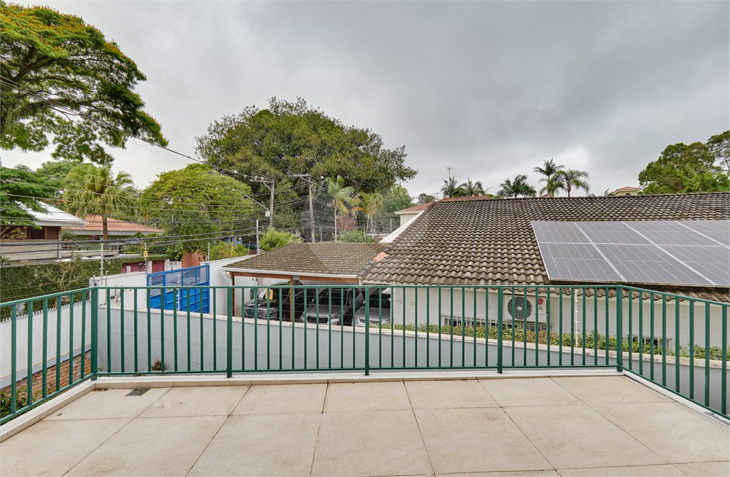 Casa para alugar com 5 quartos, sendo 3 suítes,  em Chácara Monte Alegre, São Paulo, SP