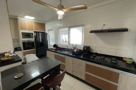 Cobertura com 3 dormitórios à venda, 320 m² por R$ 3.100.000,00 - Gonzaga - Santos/SP