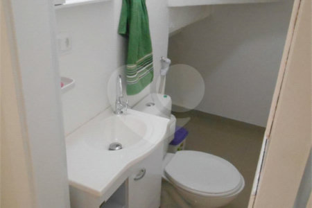 Sobrado à venda com 2 quartos em Vila Gomes Cardim, São Paulo, SP