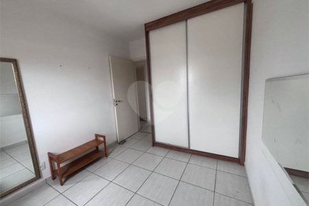 Apartamento à venda com 3 quartos, sendo 1 suíte,  em Parque Três Meninos, Sorocaba, SP