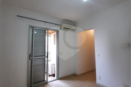 Apartamento à venda com 3 quartos, sendo 1 suíte, em Vila Andrade, São Paulo, SP