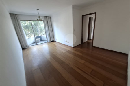 Apartamento à venda com 3 quartos, sendo 1 suíte, em Jardim Marajoara, São Paulo, SP