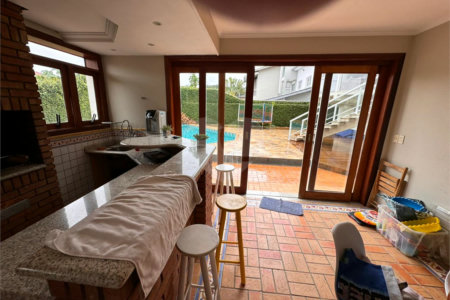 Casa à venda com 5 suítes em Aruã, Mogi das Cruzes, SP
