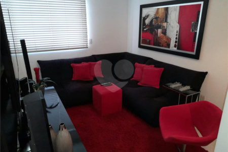 Apartamento à venda com 3 quartos, sendo 1 suíte,  no Centro, Mogi das Cruzes, SP
