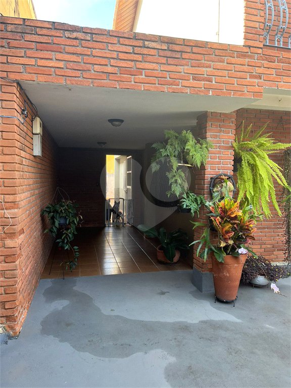 Sobrado à venda com 5 quartos em Horto, São Paulo, SP