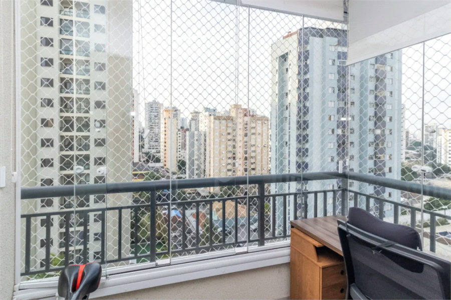 **Apartamento na Saúde 61m² | 2 dormitórios | 1 suíte | 2 vagas | depósito privativo**