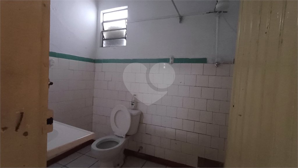 Casa à venda com 2 quartos em Vila Leão, Sorocaba, SP