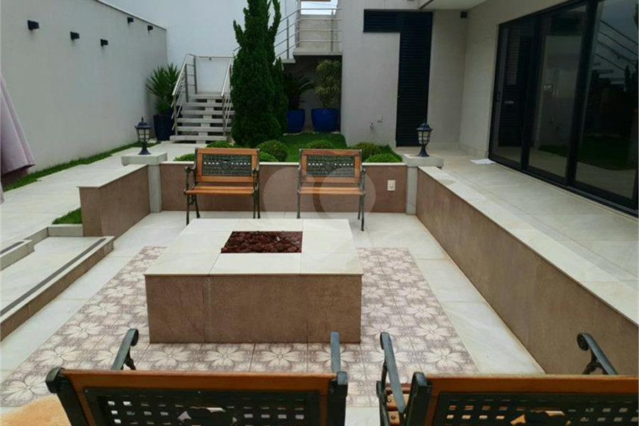 Casa à venda com 5 suítes no condomínio Residencial Villagio, Americana - SP