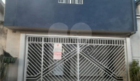 Sobrado à venda com 4 quartos em Tremembé, São Paulo, SP