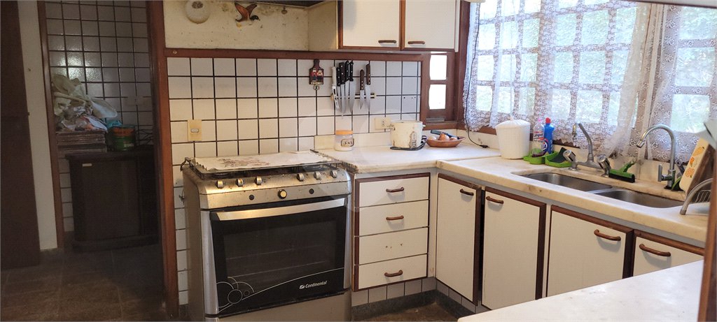 Casa à venda com 3 suítes no condomínio Jardim da Montanha I, Mairiporã - SP