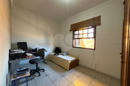 Casa à venda com 3 quartos, sendo 1 suíte, em Vila Galvão, Guarulhos, SP