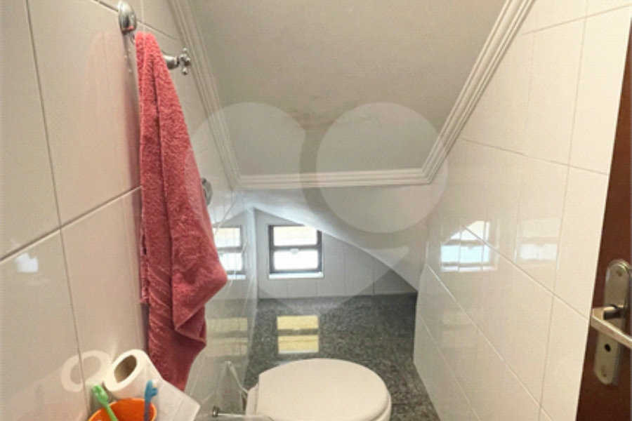 Sobrado à venda com 3 quartos, sendo 1 suíte, em Vila Guilherme, São Paulo, SP