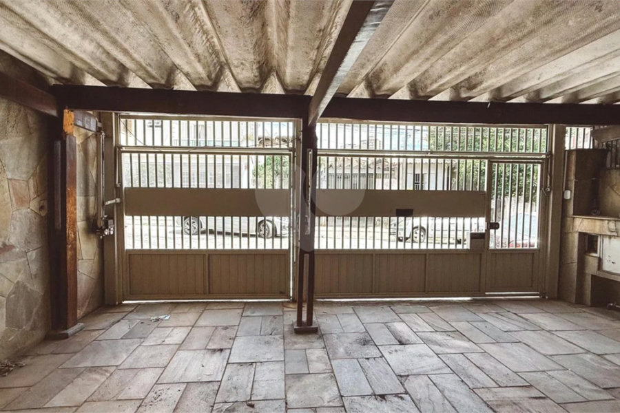 Sobrado à venda com 3 quartos, sendo 1 suíte, em Vila Guilherme, São Paulo, SP