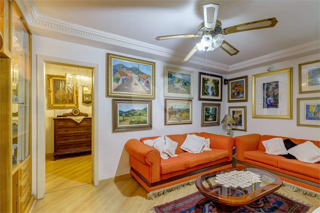 Casa Térrea à venda com 4 quartos, sendo 3 suítes, em Interlagos, São Paulo, SP