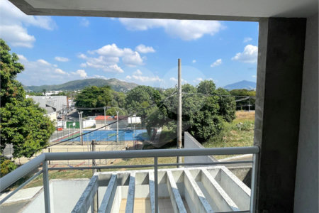 Casa à venda com 3 quartos, sendo 1 suíte, no condomínio Residencial Green Ville, Rio de Janeiro - RJ