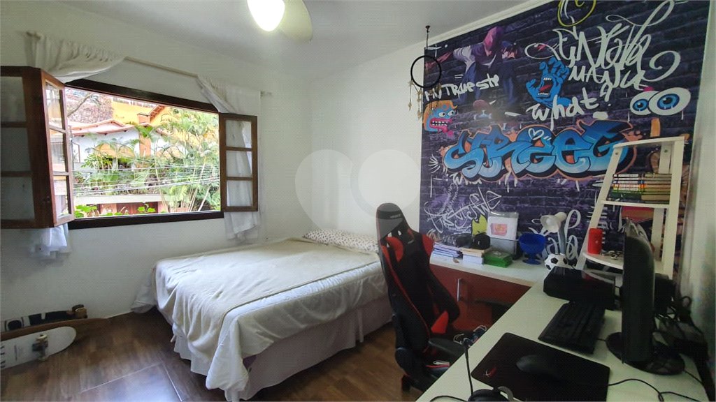 Sobrado à venda com 5 quartos, sendo 3 suítes, em Jardim Virginia Bianca, São Paulo, SP