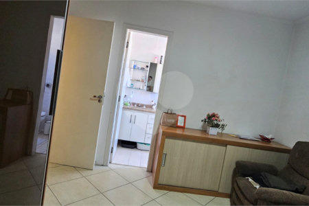 Sobrado à venda com 3 quartos, sendo 1 suíte,  em Vila Regente Feijó, São Paulo, SP