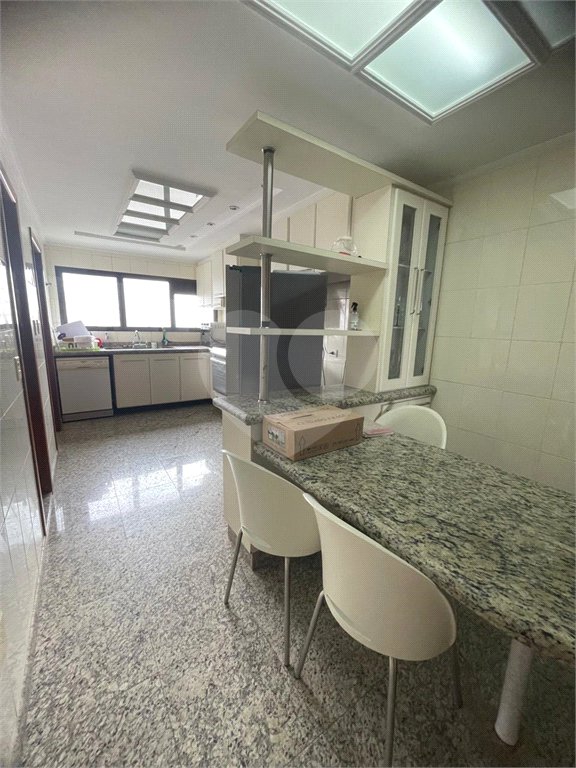 Apartamento à venda com 4 quartos, sendo 3 suítes, no Centro, São Bernardo do Campo, SP