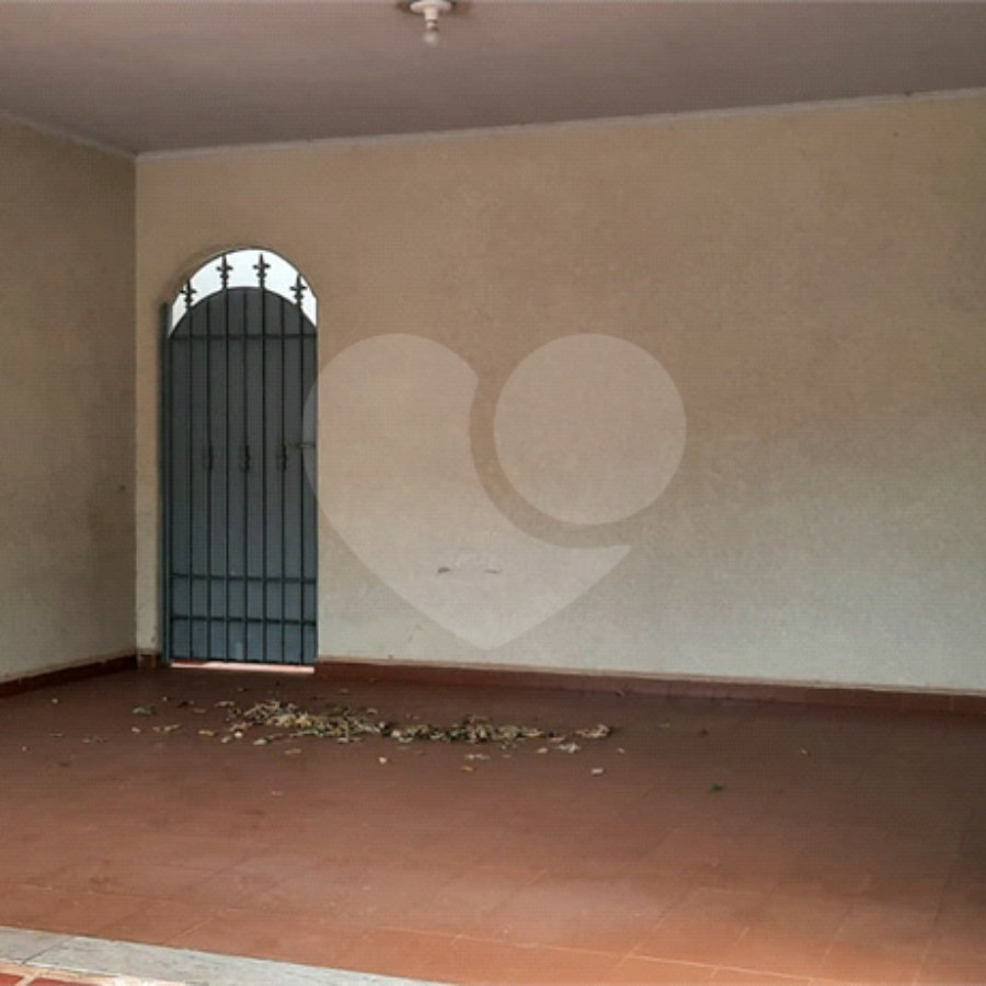 Casa à venda com 3 quartos no Centro, Três Lagoas, MS