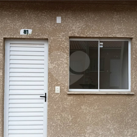 Casa à venda com 2 quartos em Vila Popular, Itapetininga, SP