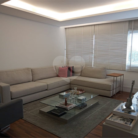 Apartamento à venda com 3 quartos, sendo 1 suíte, em Higienópolis, São Paulo, SP