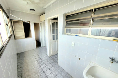 Apartamento com 2 dormitórios, 1 suíte, dependência de empregada à venda, 107 m² por R$ 640.000 - Marapé - Santos/SP