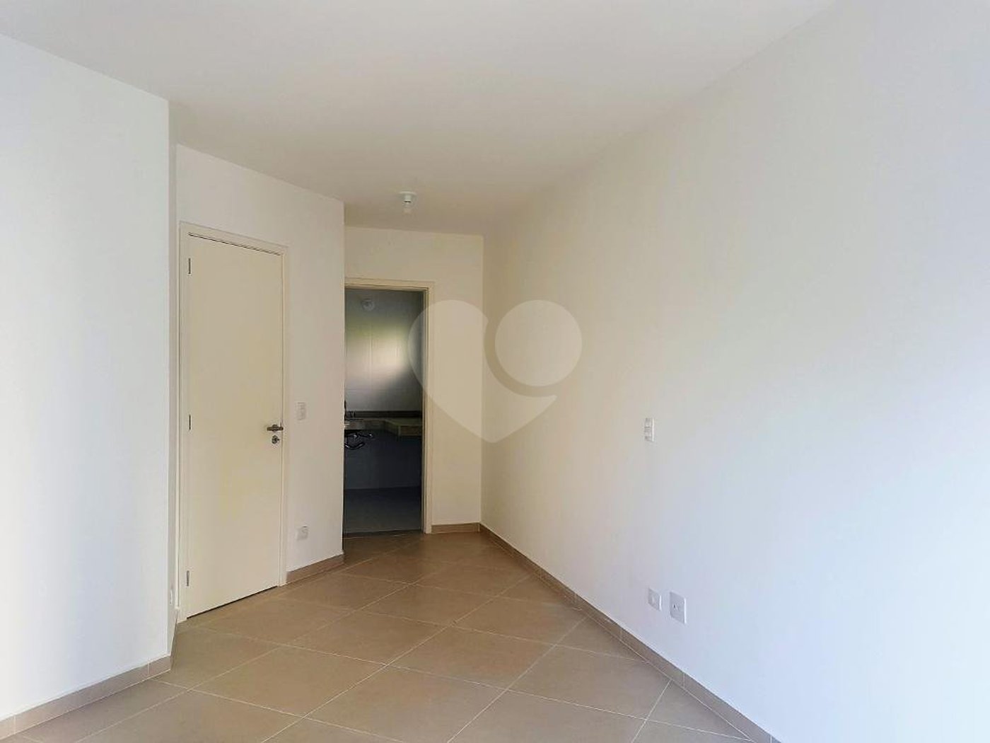 Sobrado à venda com 3 quartos, sendo 1 suíte,  em Jardim Prudência, São Paulo, SP