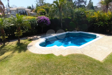 Casa à venda ou para alugar com 5 quartos, sendo 3 suítes, no condomínio Fazenda Lago Azul, Araçoiaba da Serra - SP