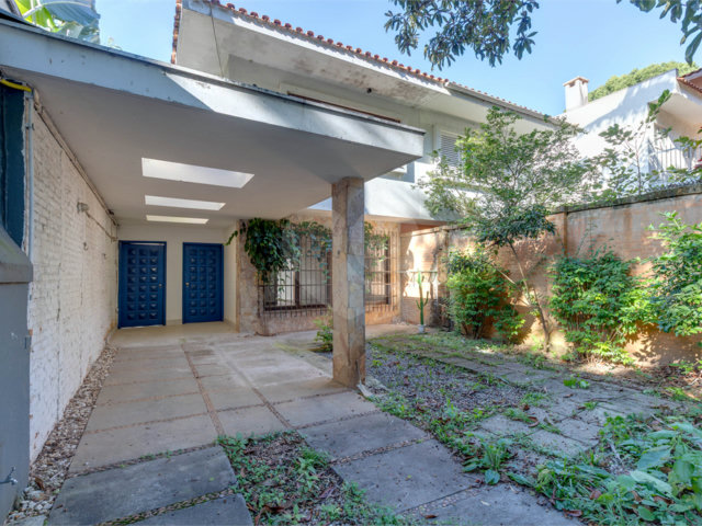 Sobrado à venda com 3 quartos, sendo 1 suíte,  em Alto da Boa Vista, São Paulo, SP